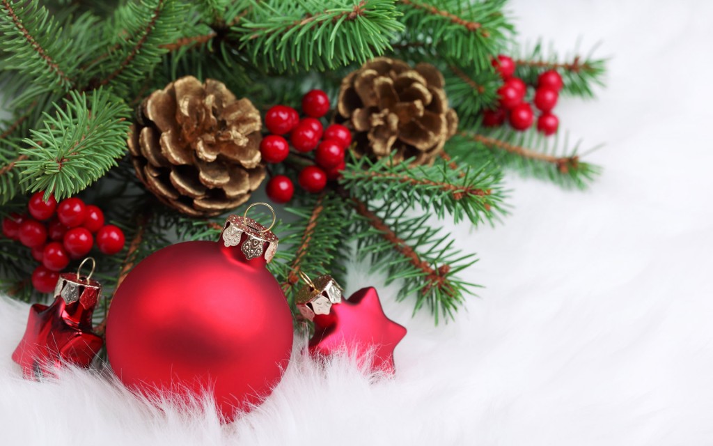 Christmas-decorations-